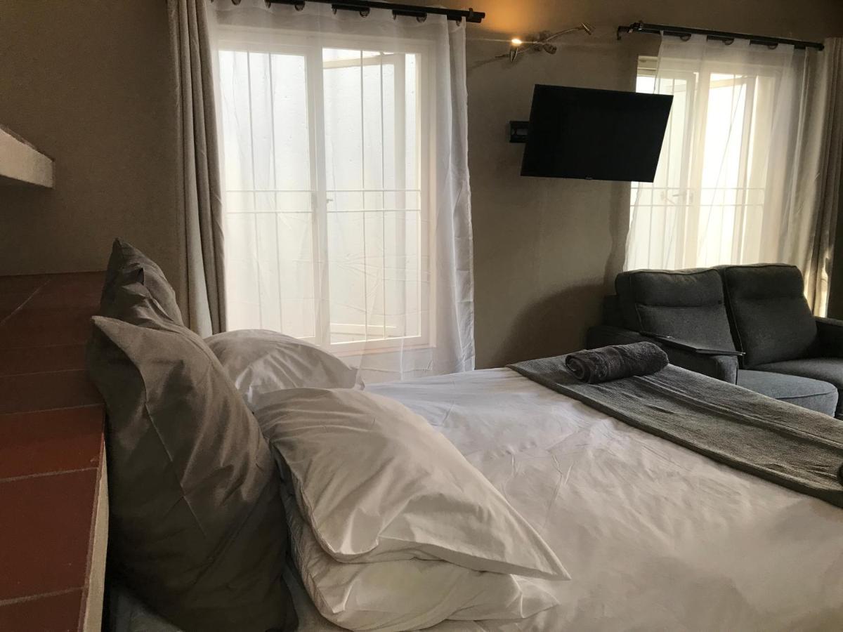 Aluve Guesthouse جوهانسبورغ المظهر الخارجي الصورة