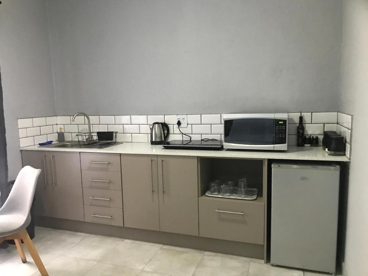 Aluve Guesthouse جوهانسبورغ المظهر الخارجي الصورة