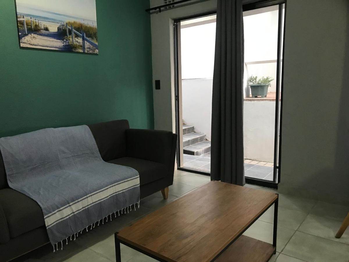 Aluve Guesthouse جوهانسبورغ المظهر الخارجي الصورة